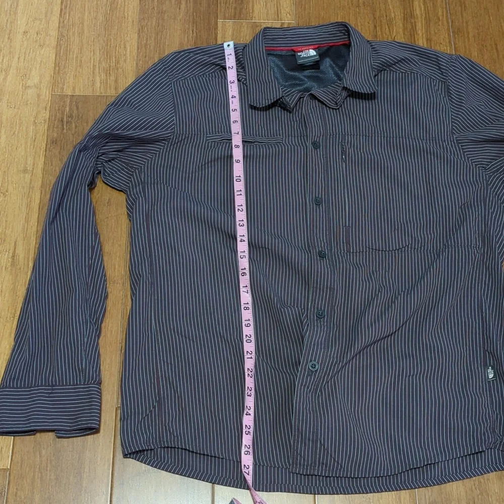 The North Face Long Sleeve Striped Vented Button Down Shirt Size Large